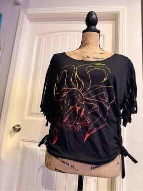 Naruto Kurama Distressed Fringe Tee – Medium
